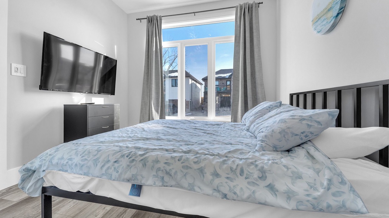 Photo of Bedroom in Grand Bend