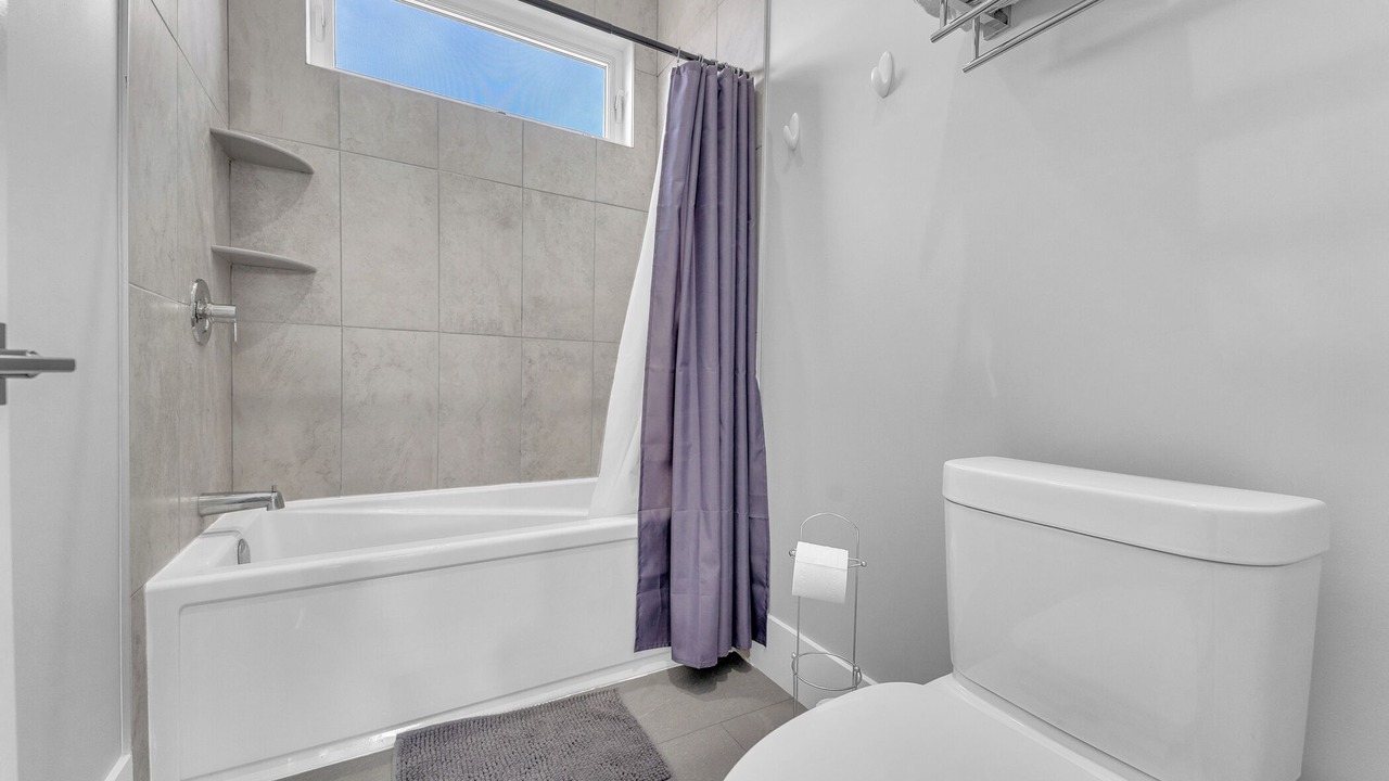 Photo of Bathroom in Grand Bend