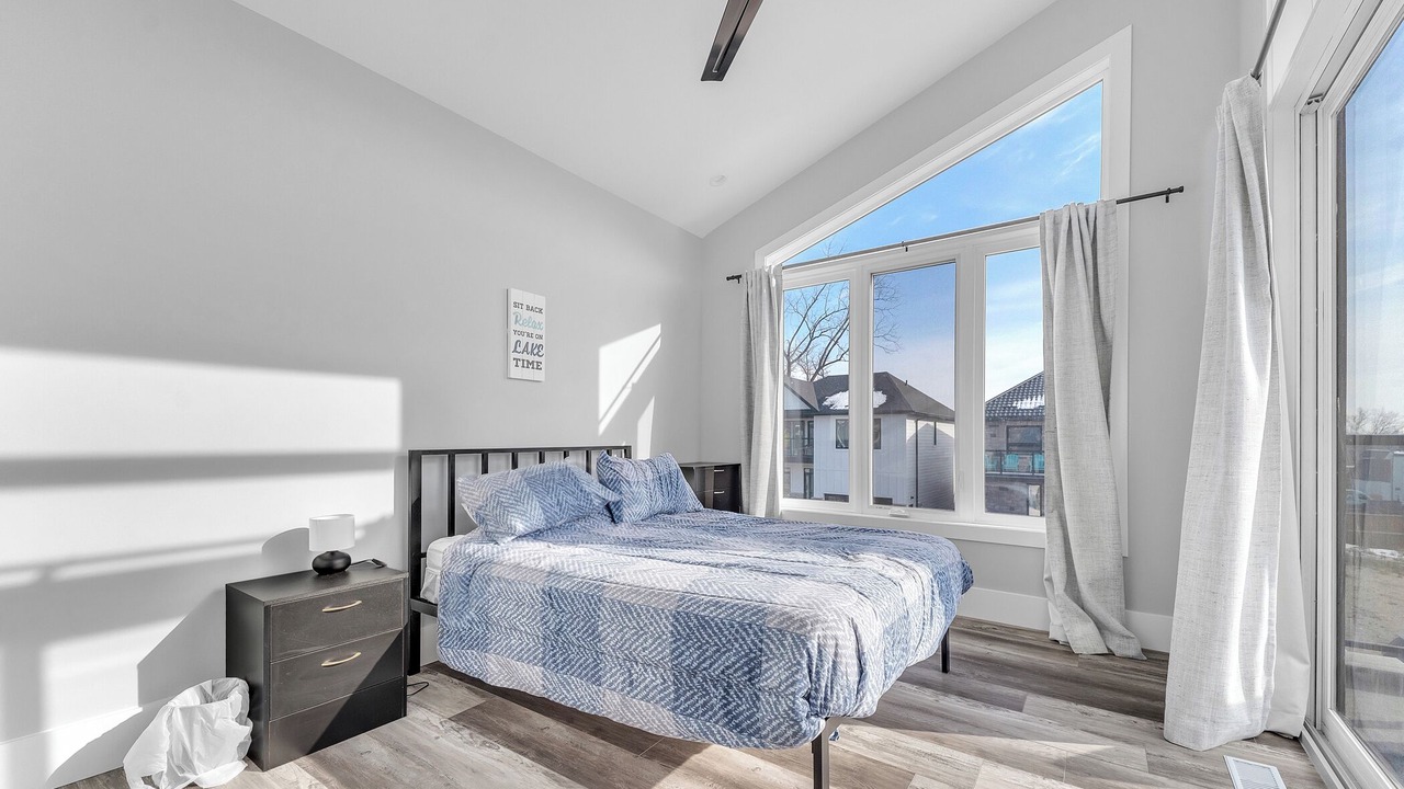 Photo of Bedroom in Grand Bend
