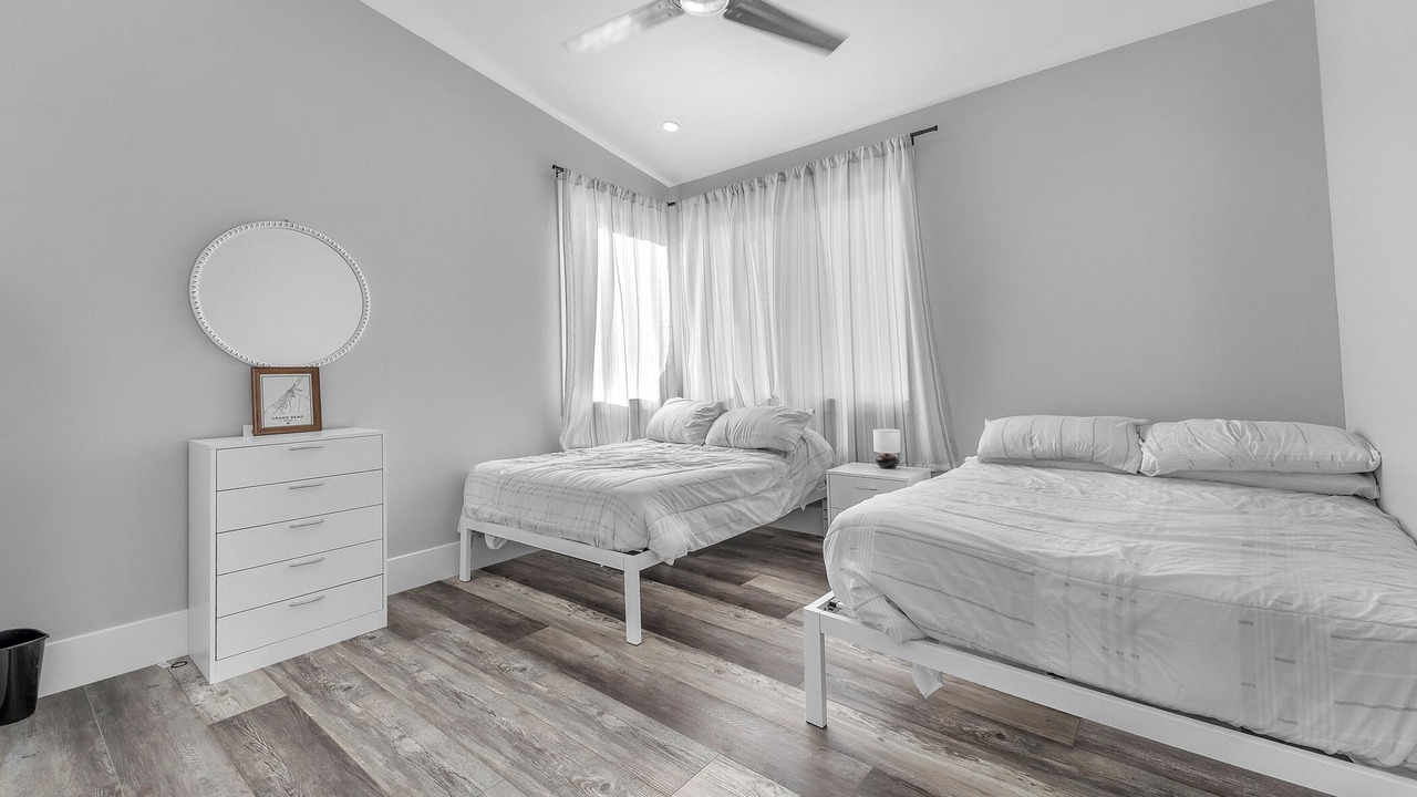 Photo of Bedroom in Grand Bend