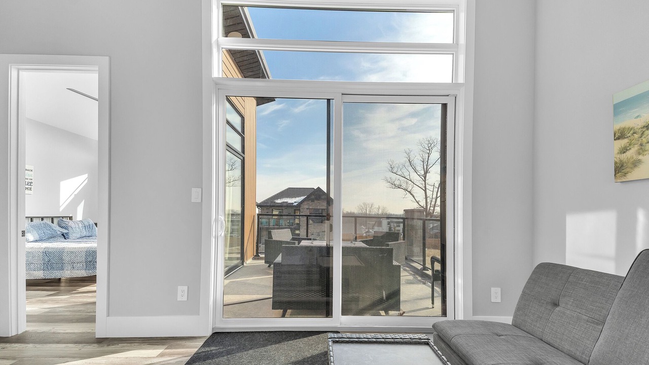Photo of Livingroom in Grand Bend