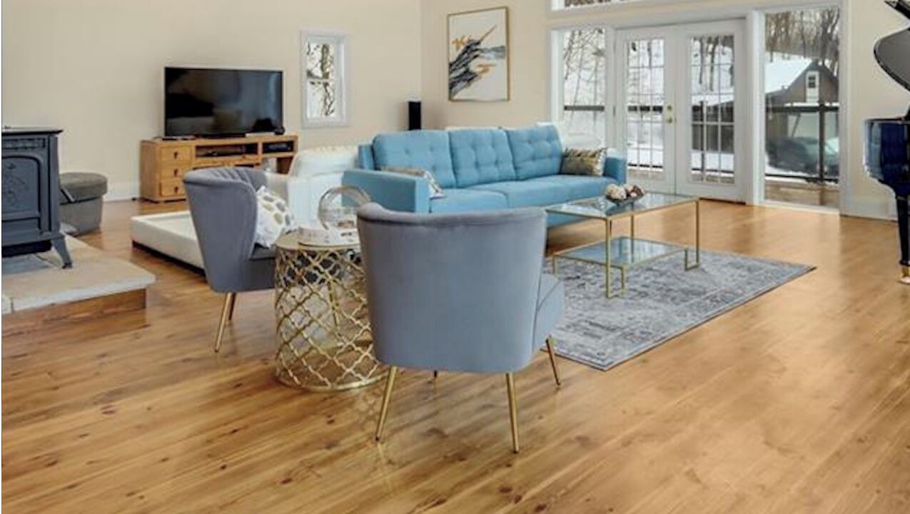 Photo of Livingroom in Rideau Lakes