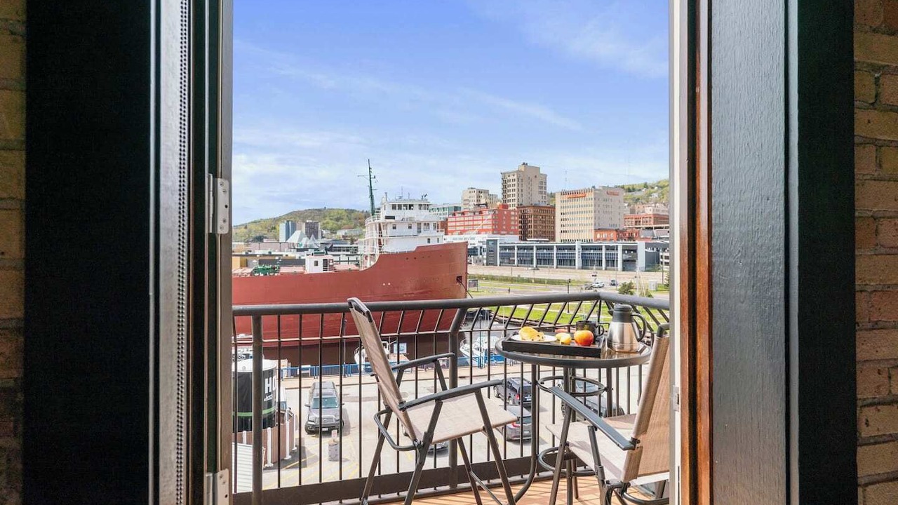 Photo of Patio Balcony in Canal Park