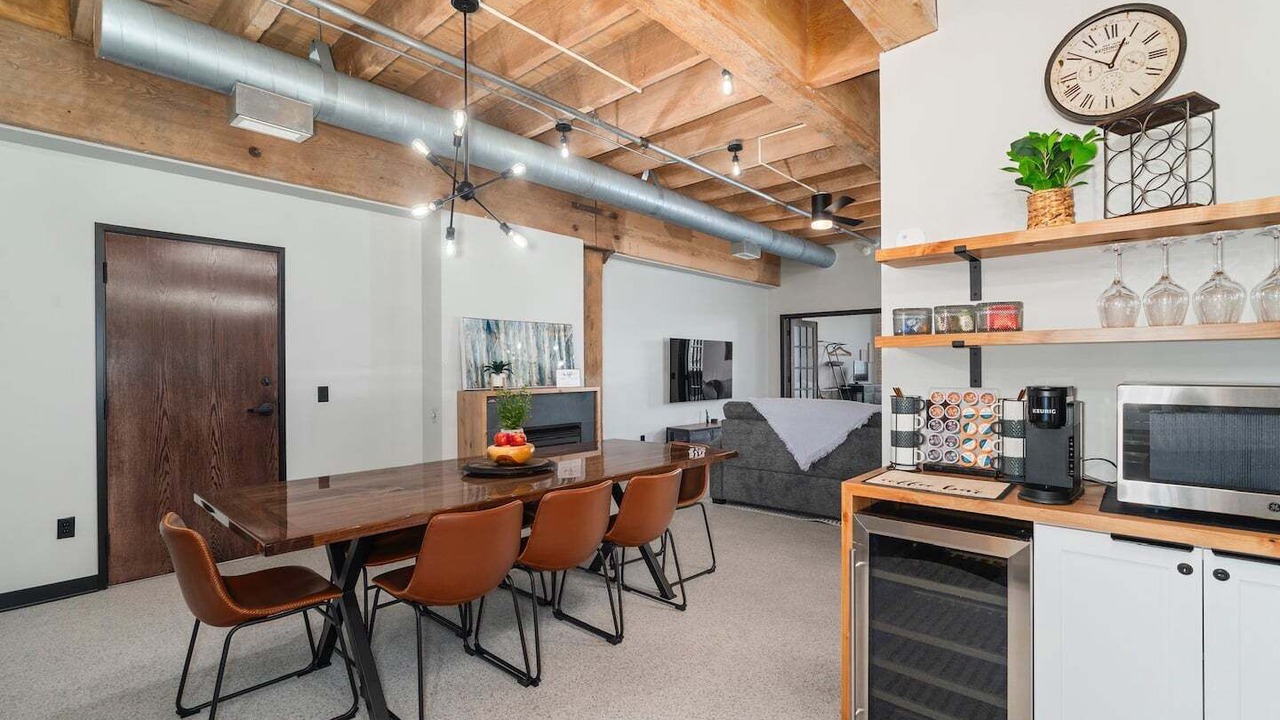 Photo of Bedroom in Canal Park