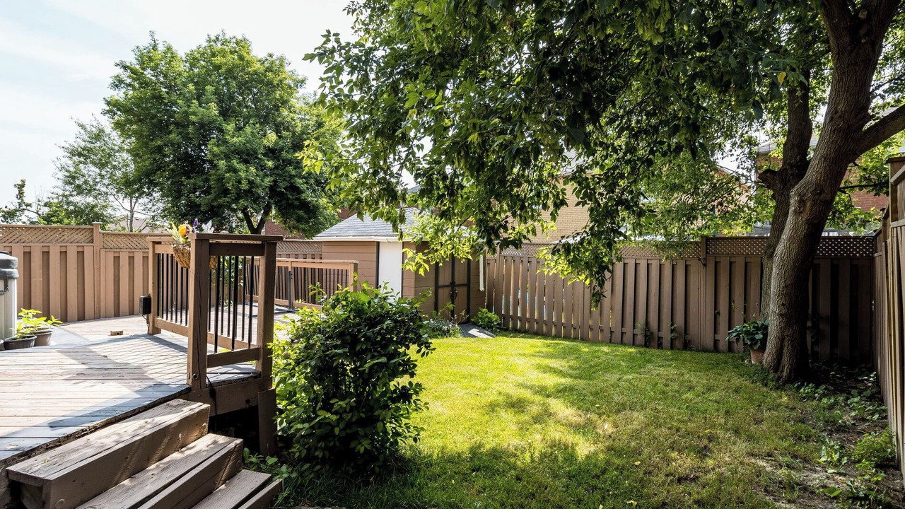 Photo of Patio Balcony in Caledon