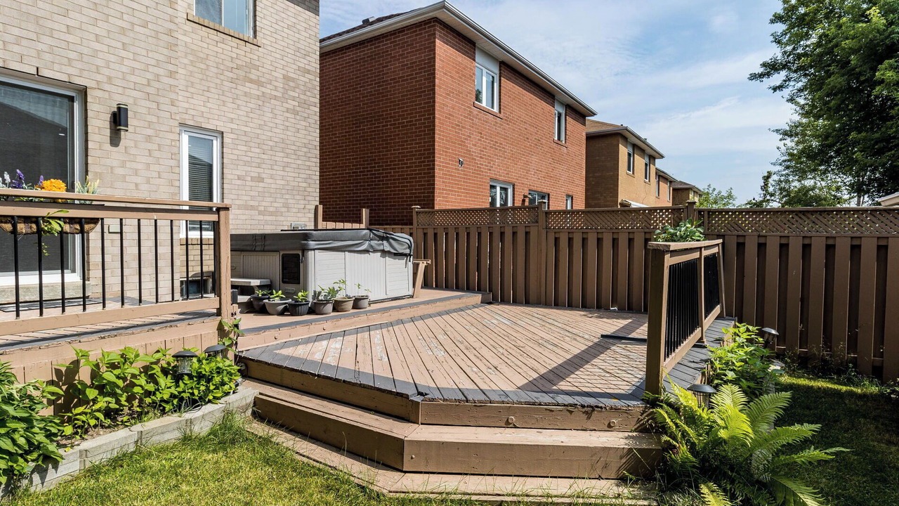 Photo of Patio Balcony in Caledon