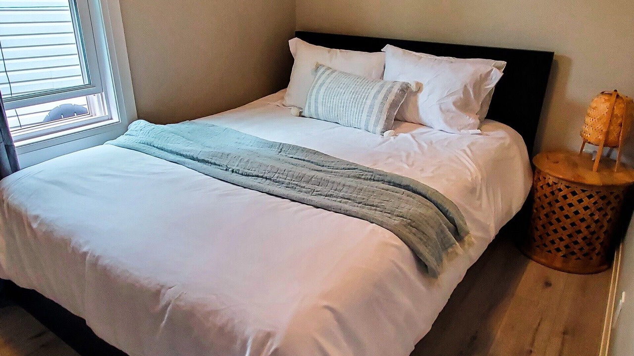 Photo of Bedroom in Grand Bend