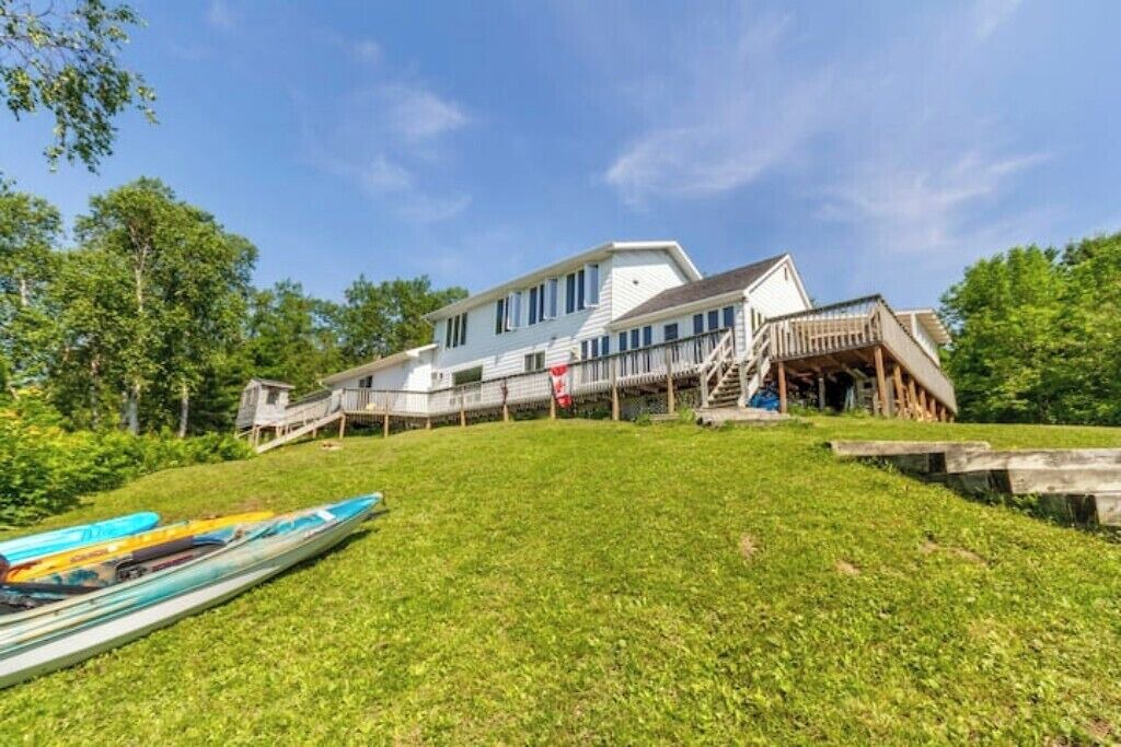 Photo of Outdoor in Unorganized Centre Parry Sound