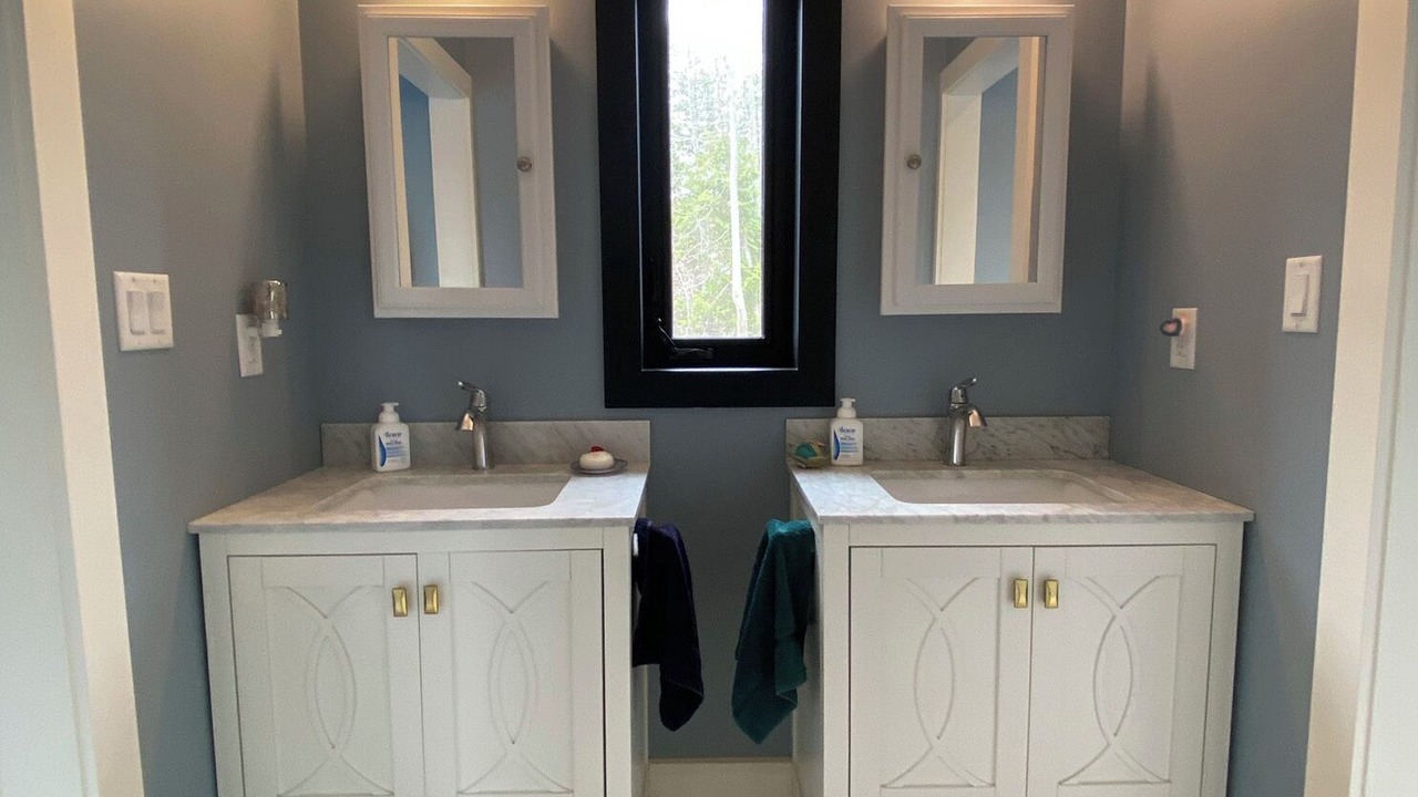 Photo of Bathroom in Georgian Bluffs