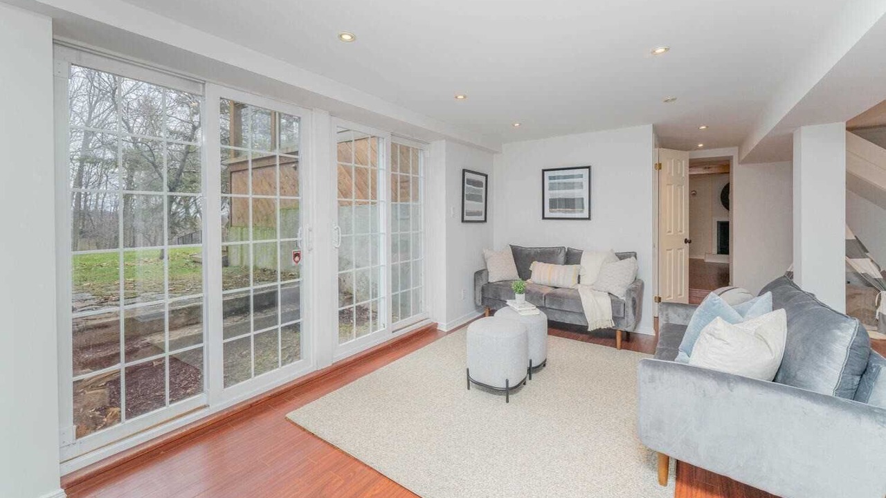 Photo of Livingroom in Scarborough