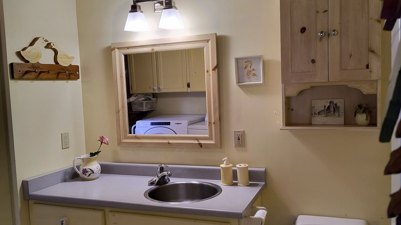 Photo of Bathroom in Tiny