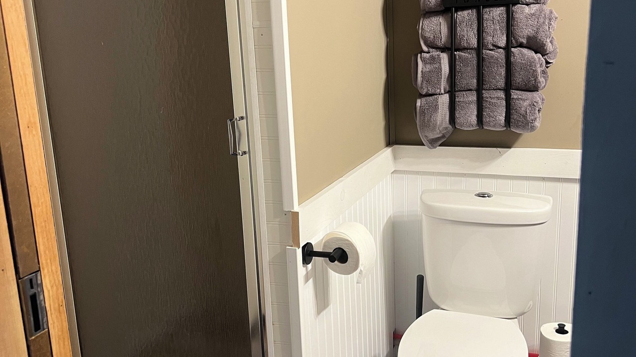 Photo of Bathroom in Sturgeon Lake