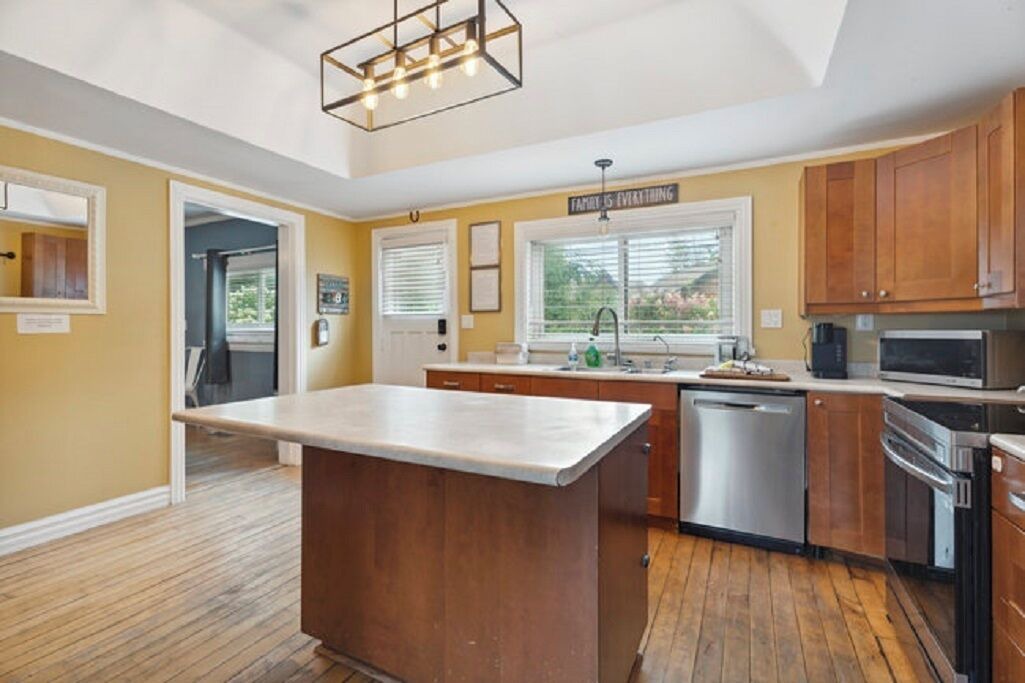 Photo of Kitchen in Port McNicoll