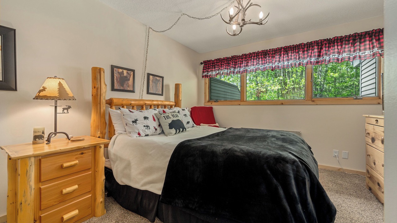 Photo of Bedroom in Hill City