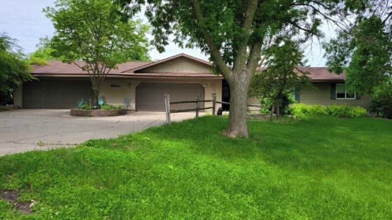 Photo of Outdoor in Litchfield