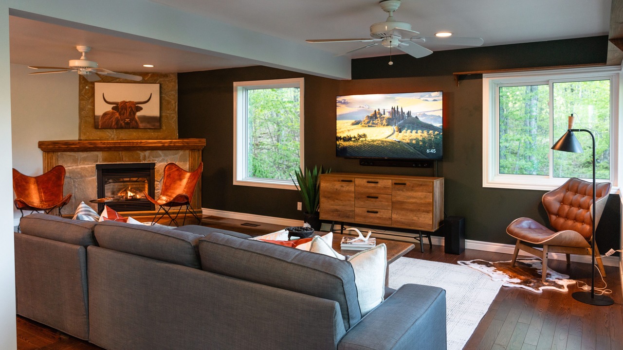 Photo of Livingroom in Bobcaygeon