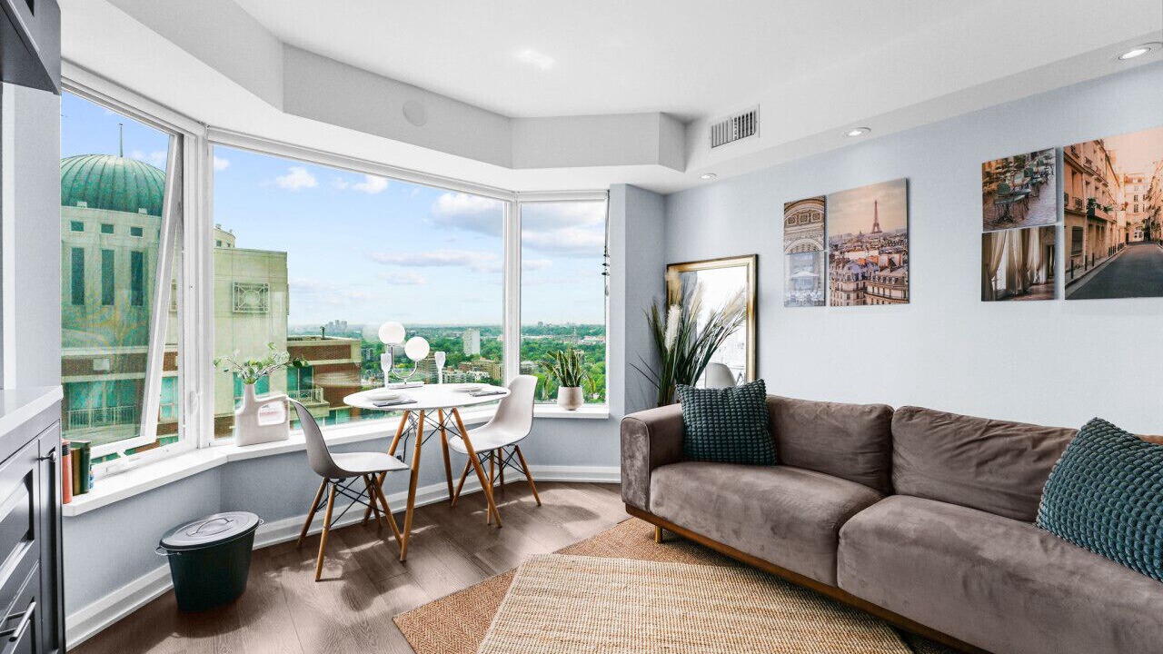 Photo of Livingroom in Midtown Toronto