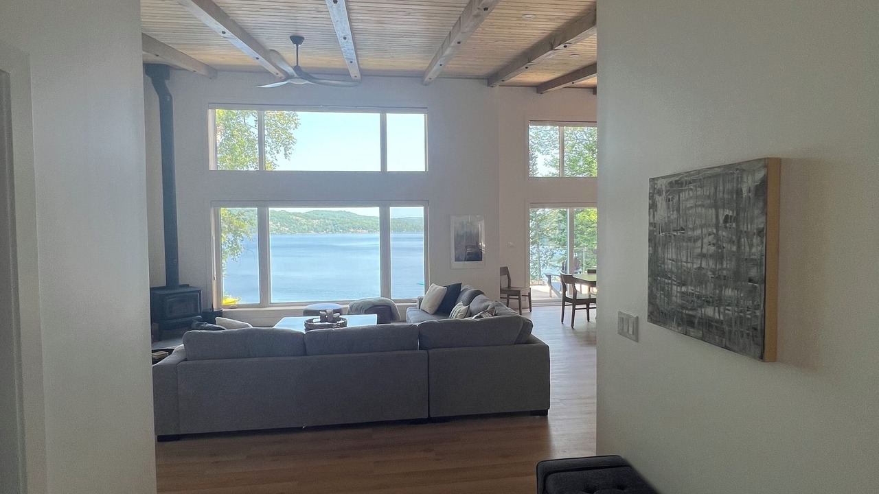 Photo of Livingroom in Hastings Highlands