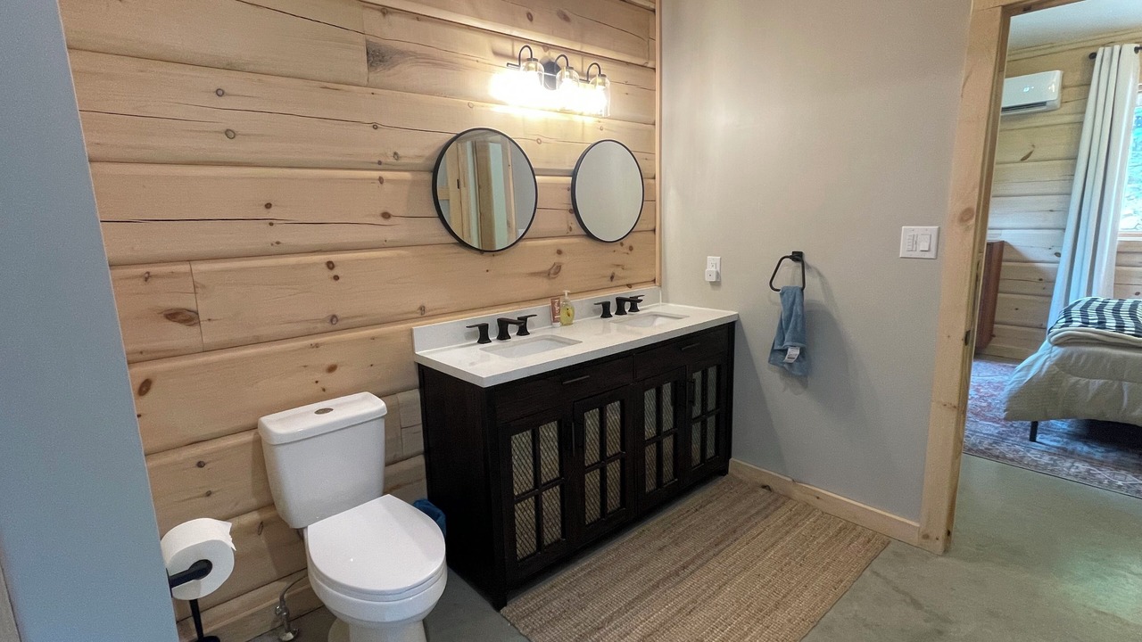 Photo of Bathroom in Faraday