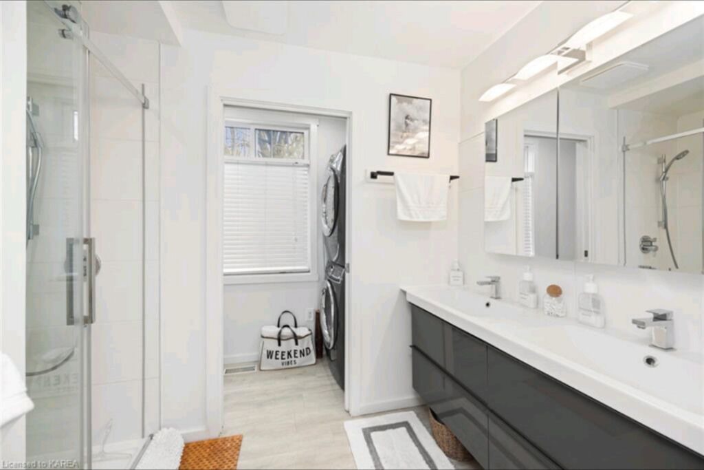 Photo of Bathroom in Ivy Lea
