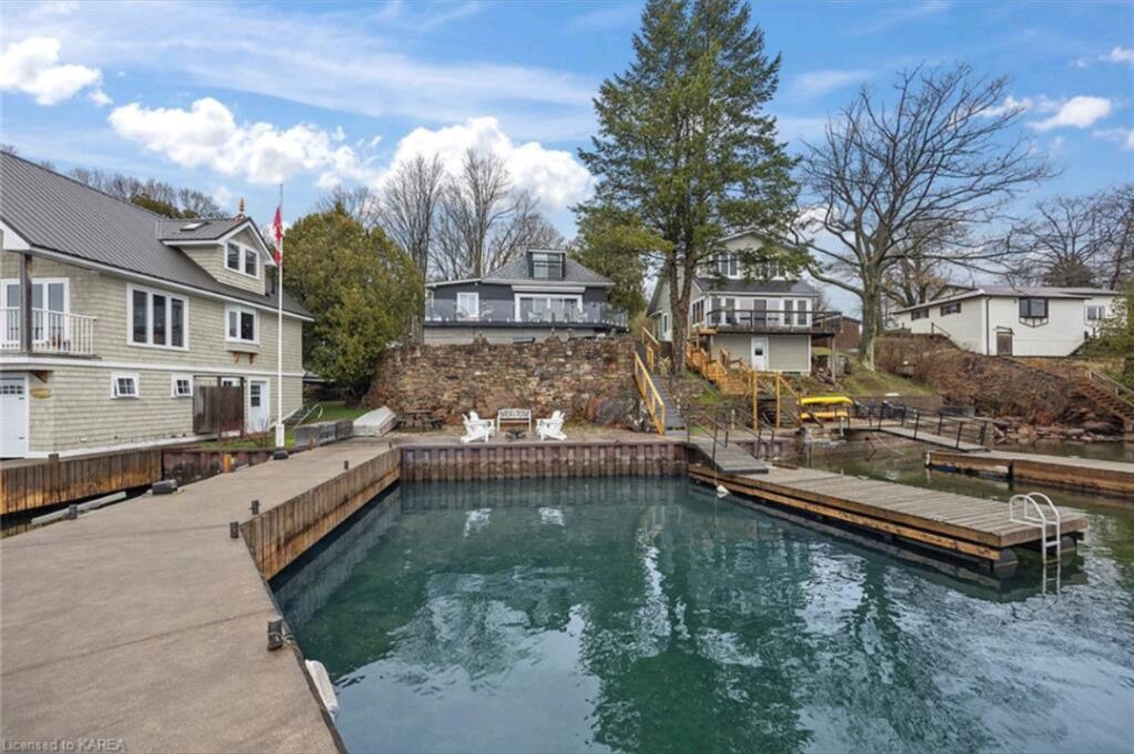 Photo of Outdoor in Ivy Lea