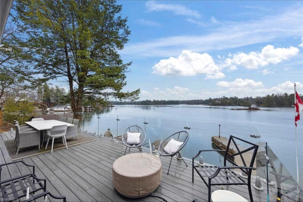 Photo of Outdoor in Ivy Lea
