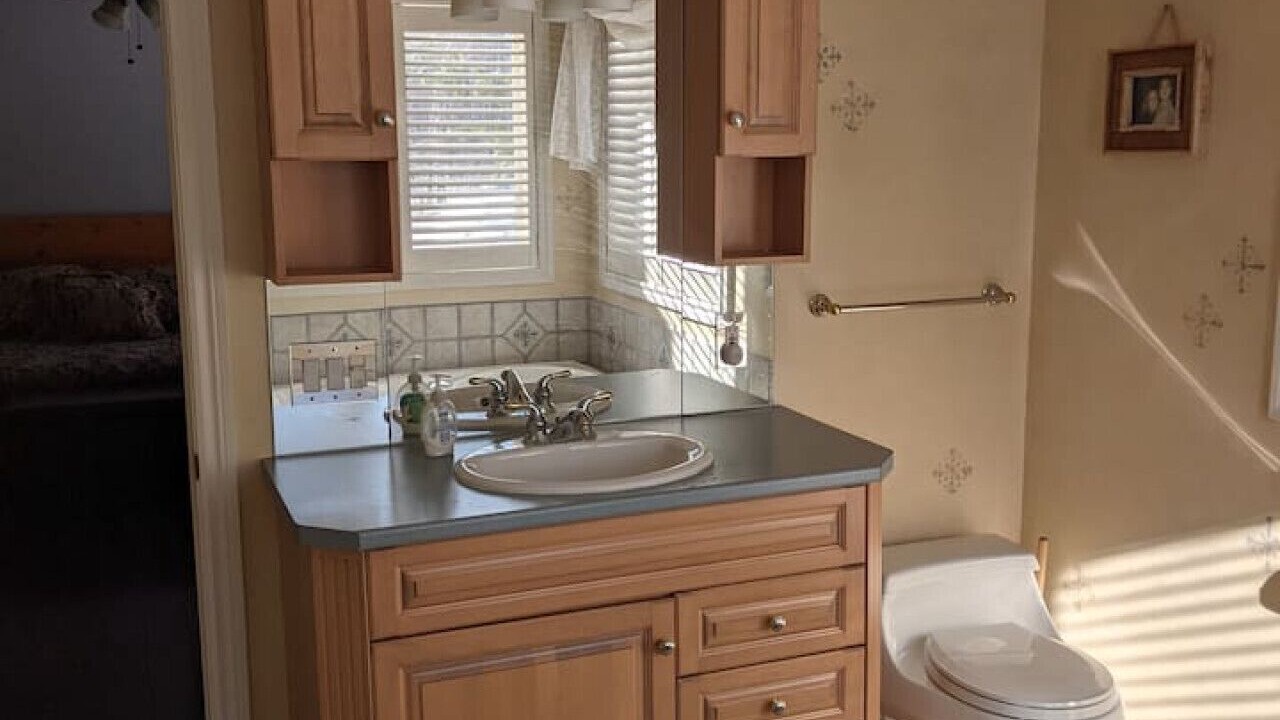 Photo of Bathroom in Nipissing