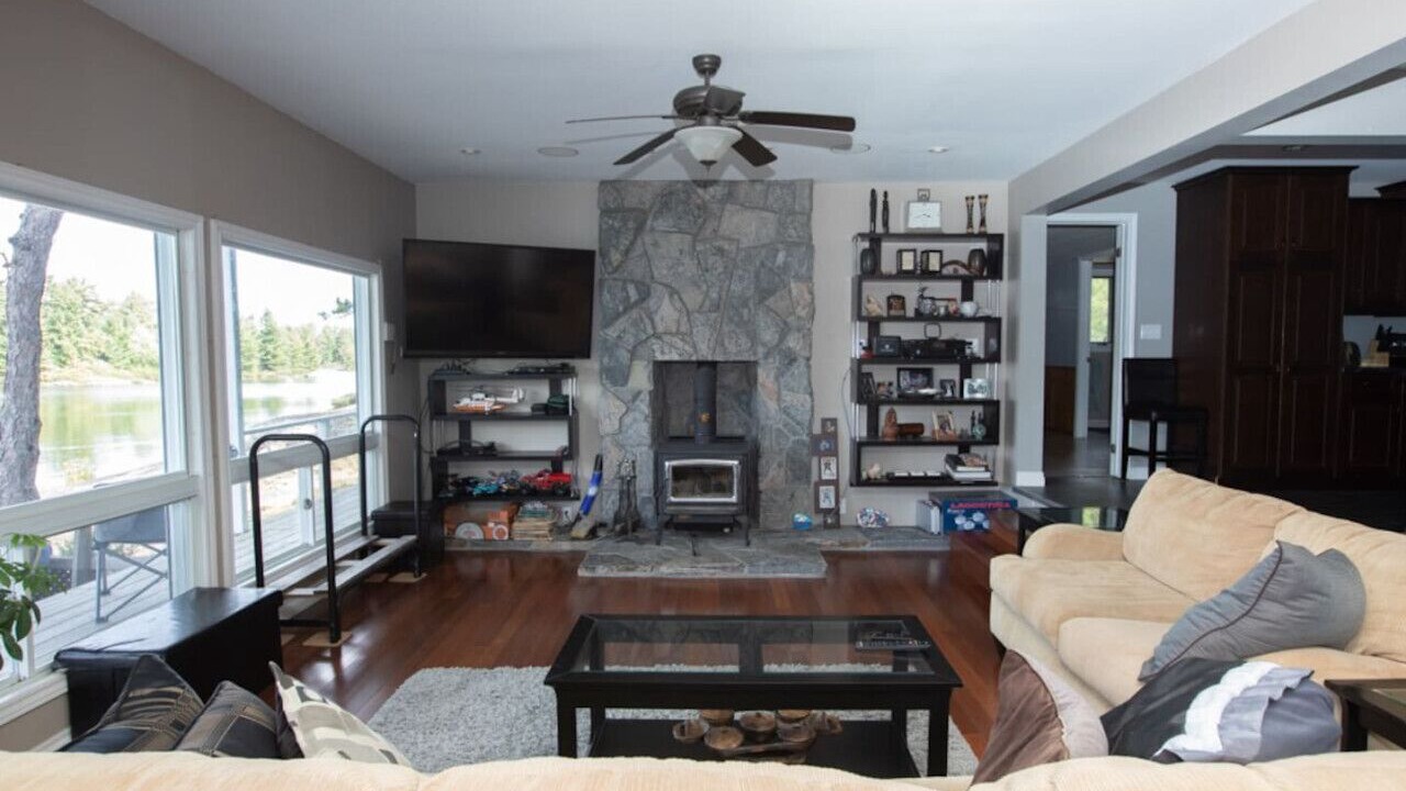 Photo of Livingroom in Nipissing