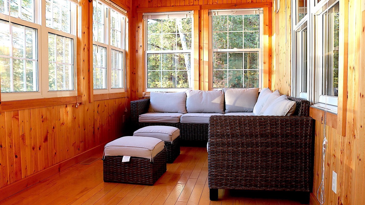 Photo of Livingroom in Central Frontenac