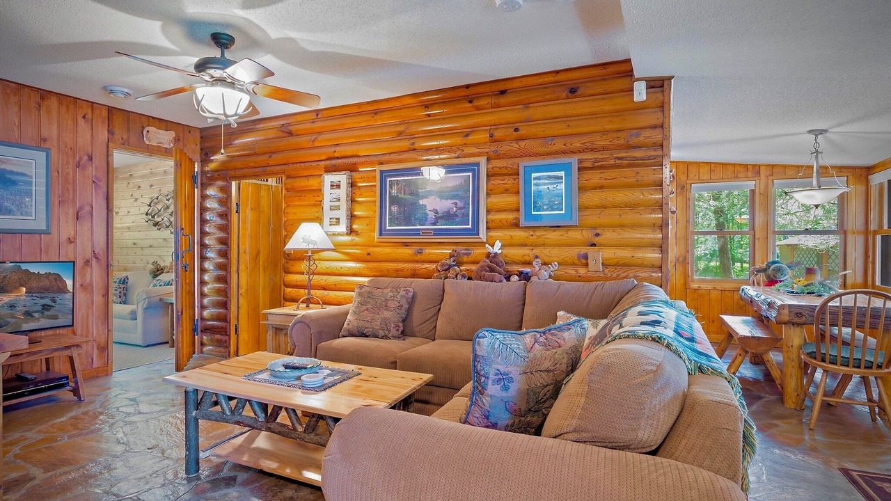 Photo of Livingroom in Pequot Lakes