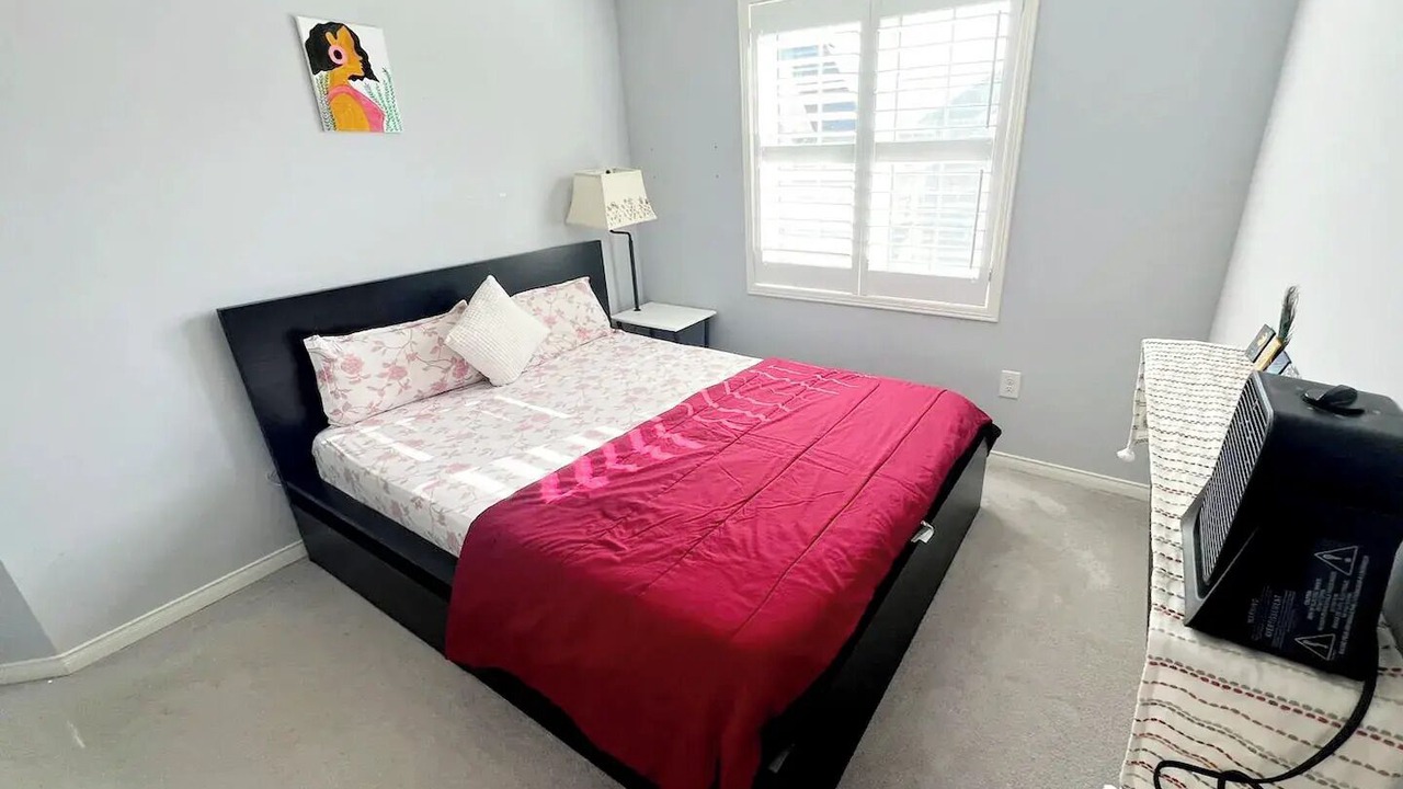 Photo of Bedroom in Ajax