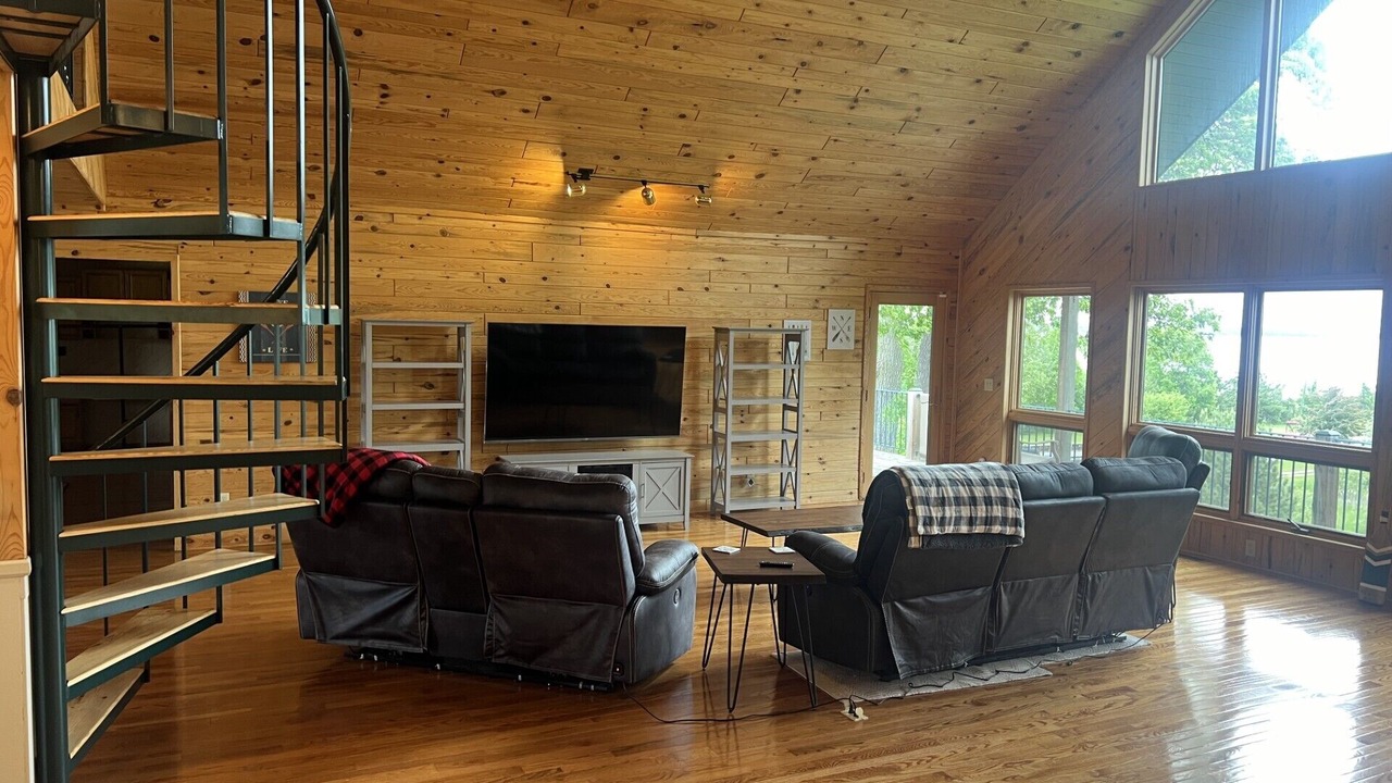 Photo of Livingroom in Cass Lake