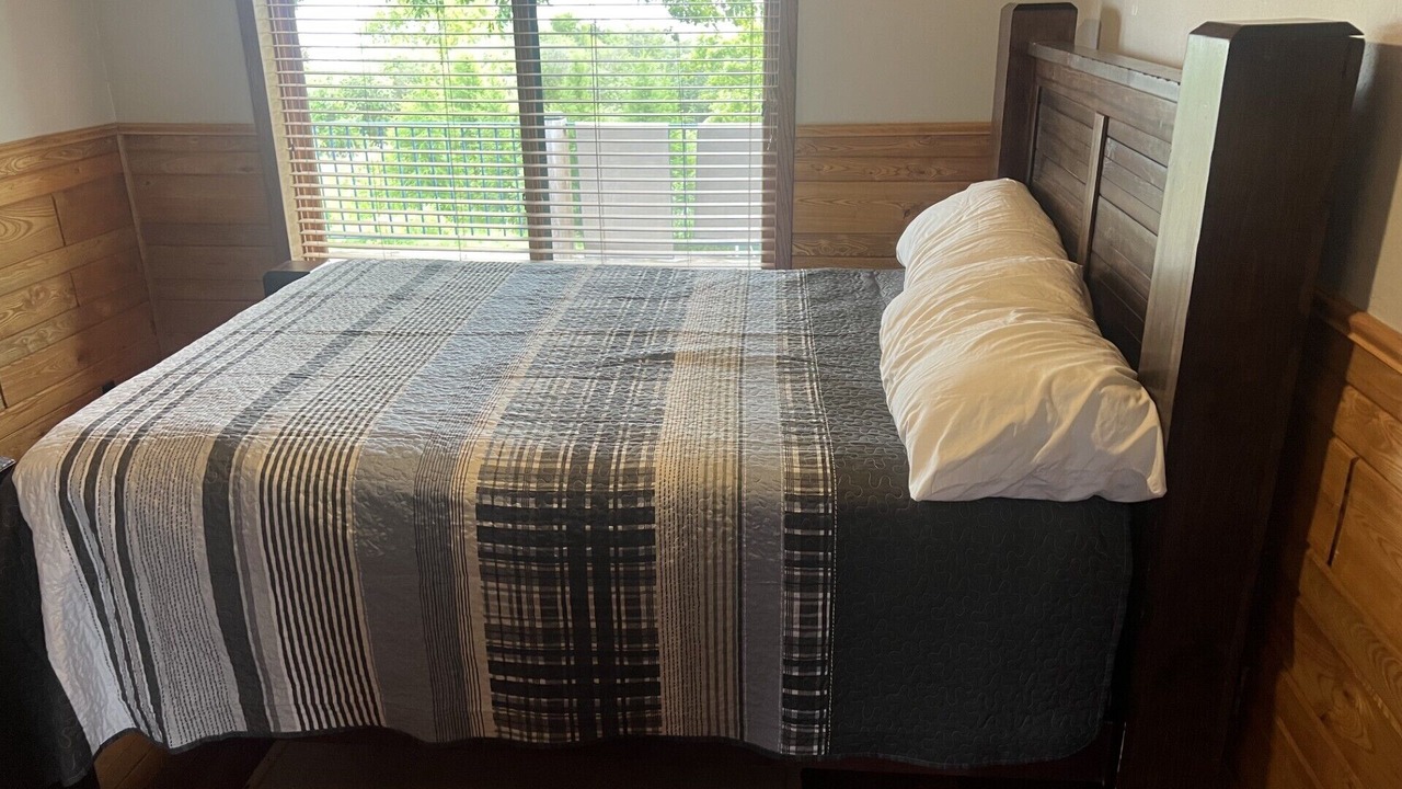 Photo of Bedroom in Cass Lake