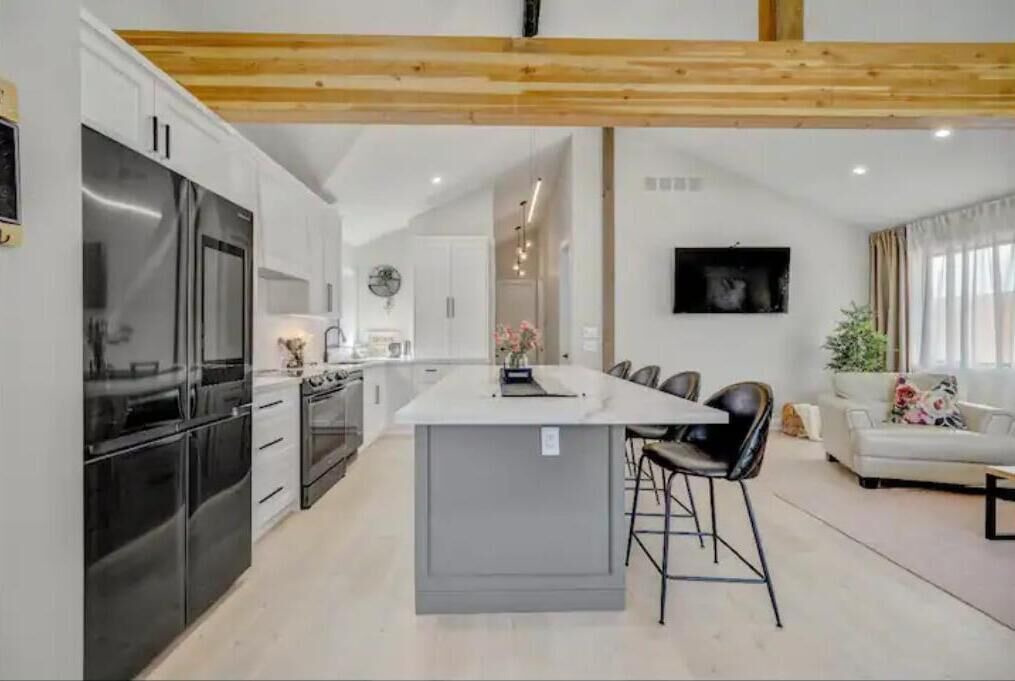 Photo of Kitchen in Lakeview
