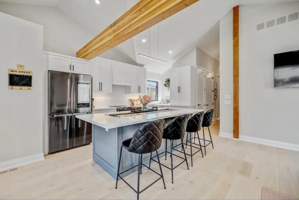 Photo of Kitchen in Lakeview