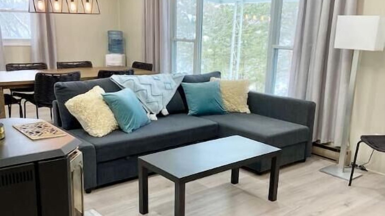 Photo of Livingroom in Omemee