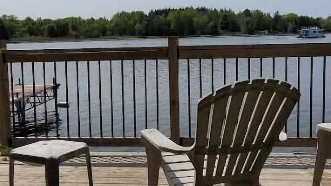 Photo of Patio Balcony in Omemee