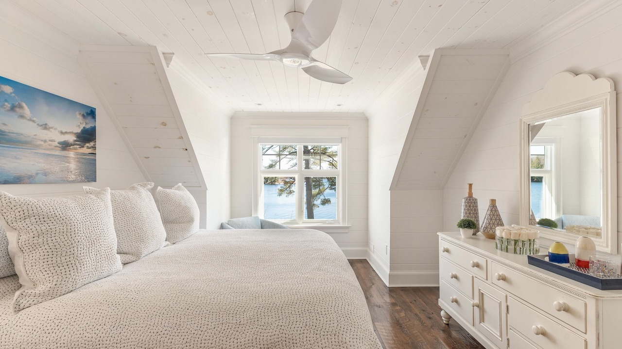 Photo of Bedroom in Georgian Bay