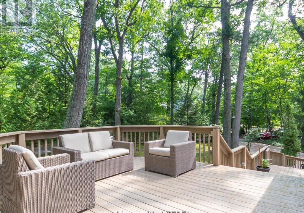 Photo of Patio Balcony in Grand Bend