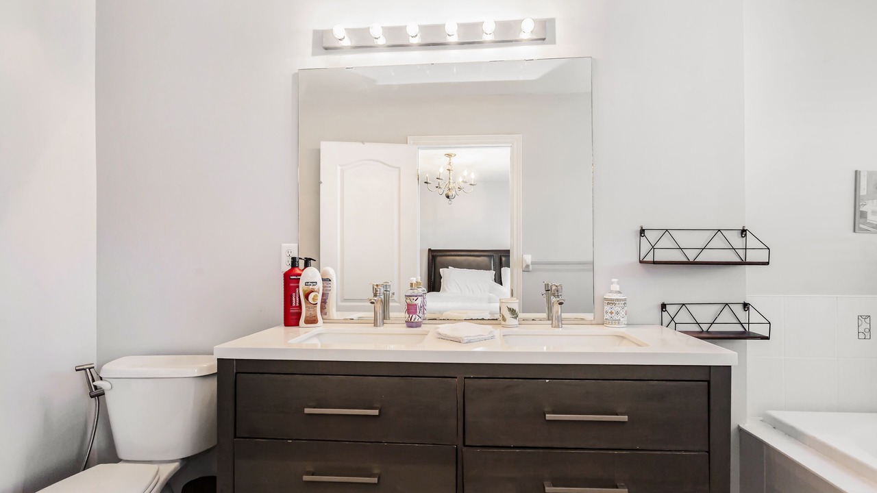 Photo of Bathroom in East Credit