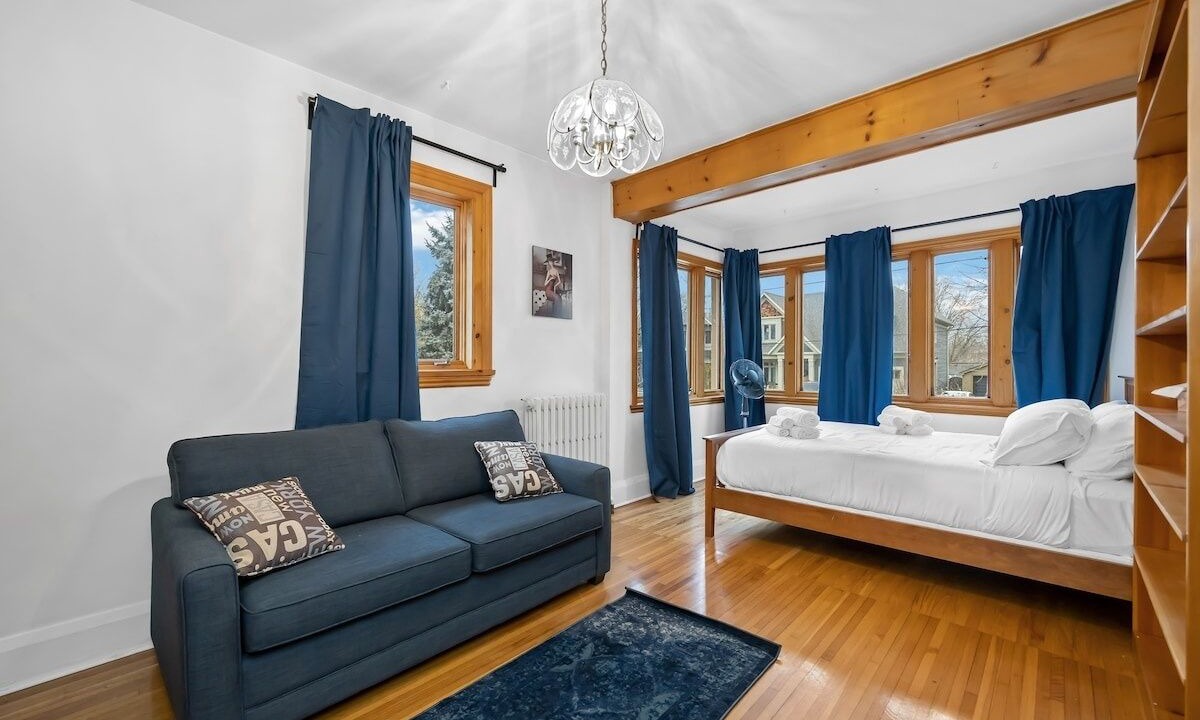 Photo of Bedroom in Port Credit