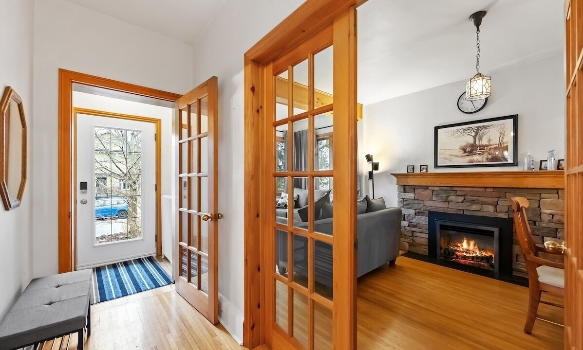 Photo of Livingroom in Port Credit