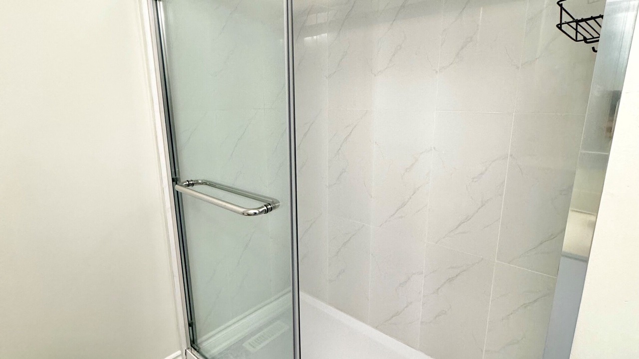 Photo of Bathroom in The Peanut