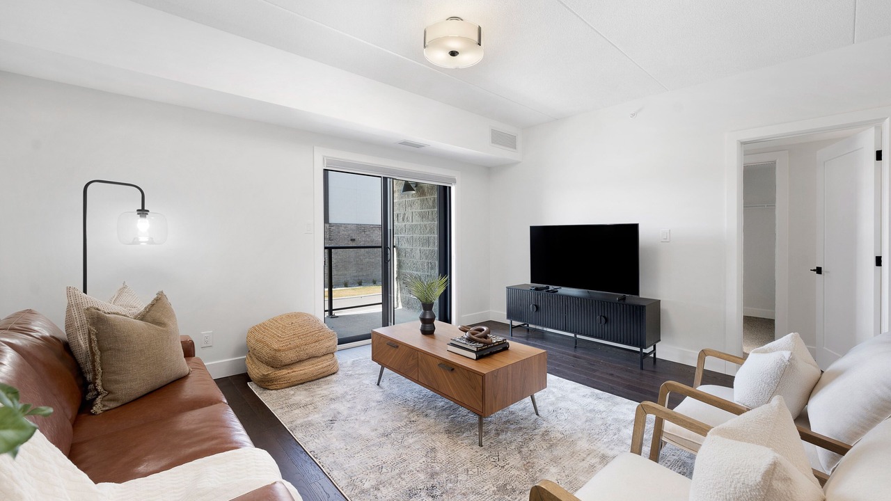 Photo of Livingroom in LaSalle