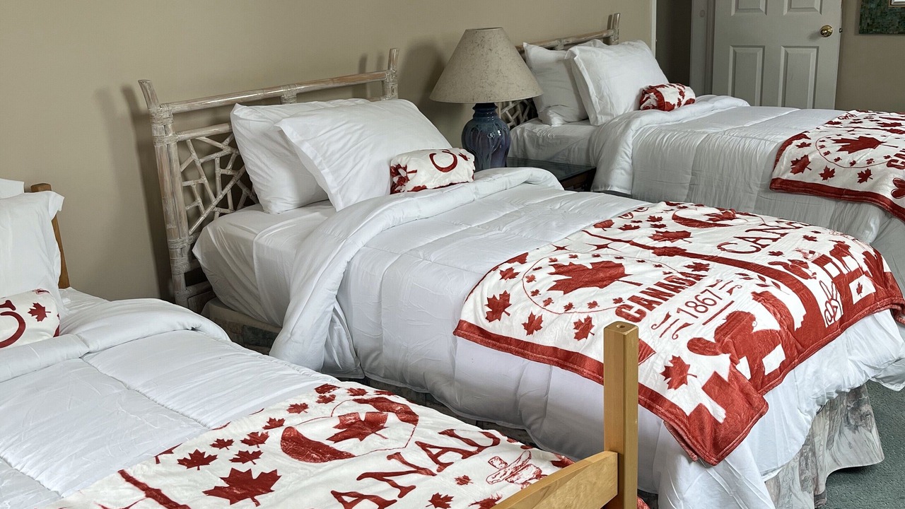 Photo of Bedroom in Lansdowne