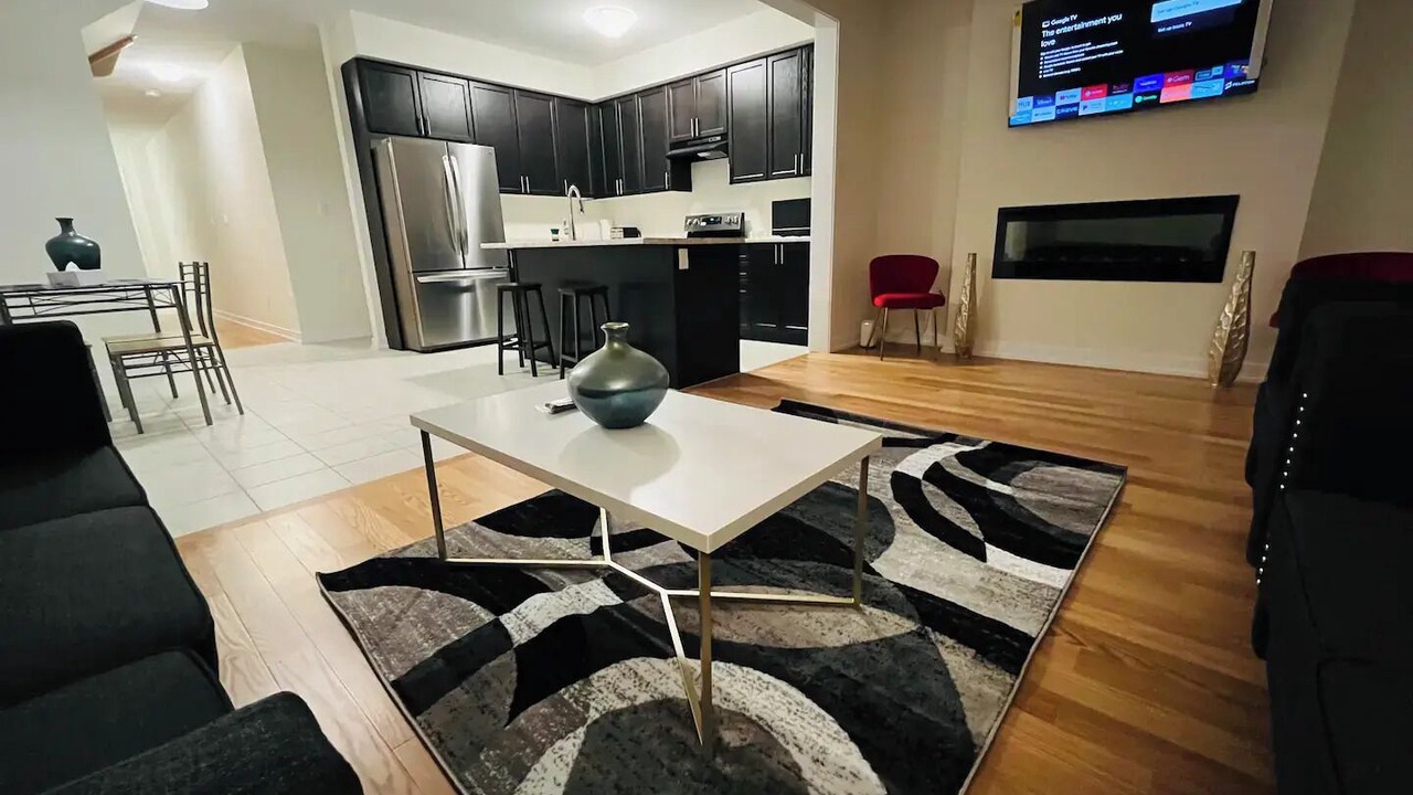 Photo of Livingroom in County of Brant