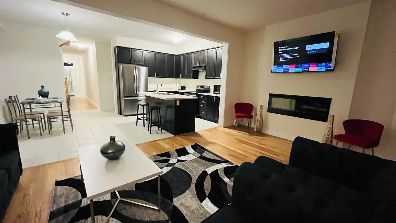 Photo of Livingroom in County of Brant