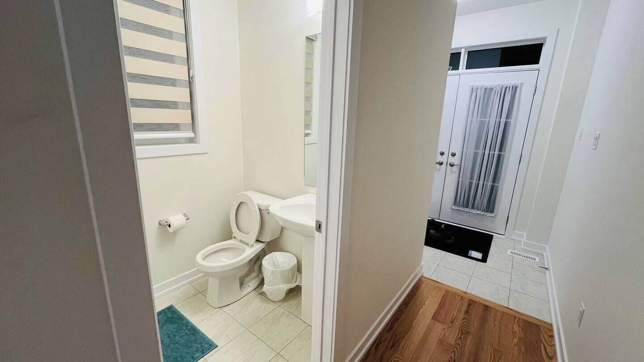 Photo of Bathroom in County of Brant