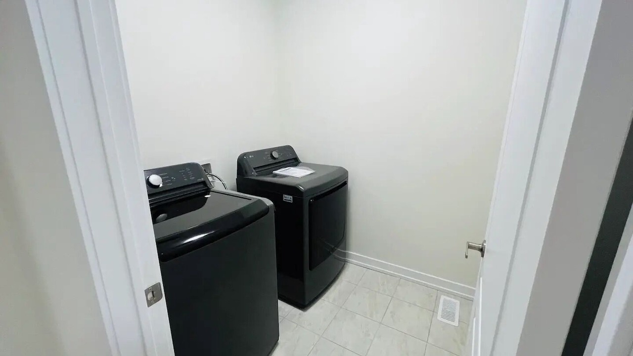 Photo of Others in County of Brant