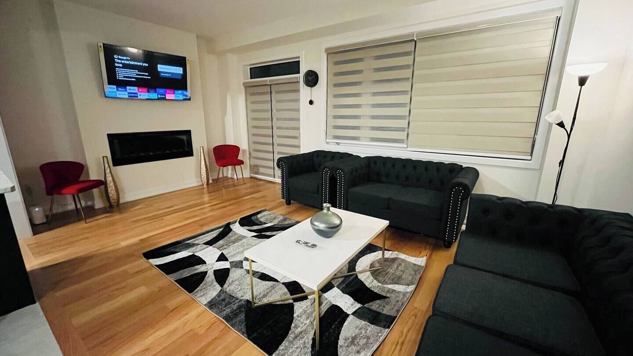 Photo of Livingroom in County of Brant